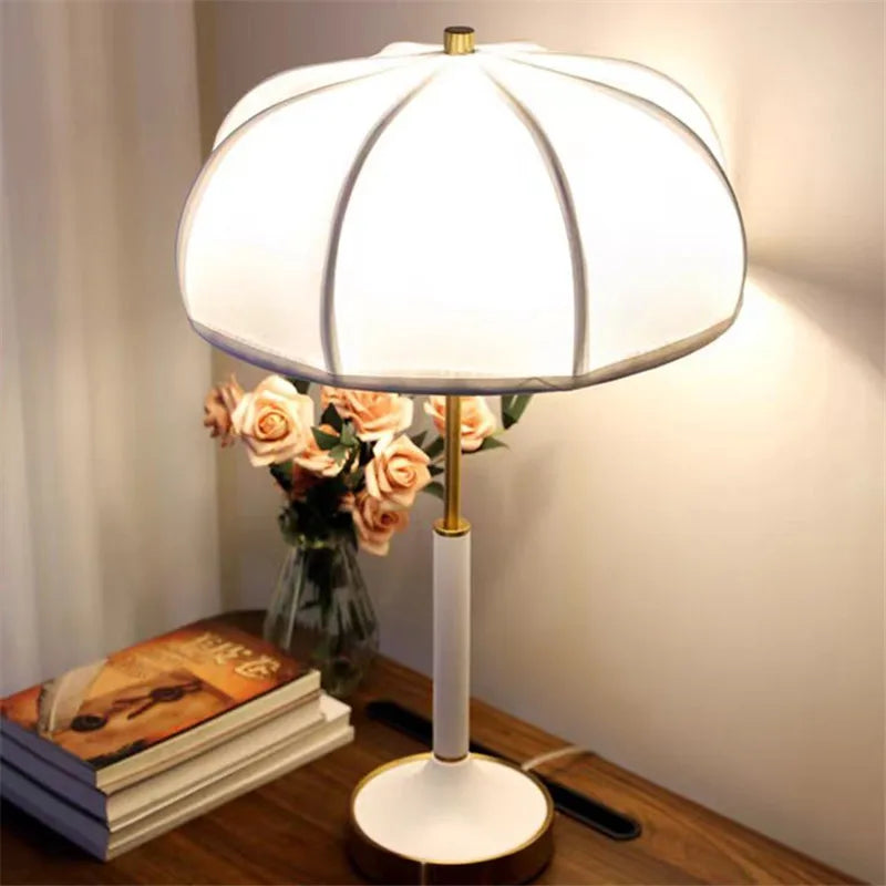 Nanyang Retro Table Lamp with Metal Base umbrella fabric lamp room Decorative Night Light bedroom beside office green Desk Lamp